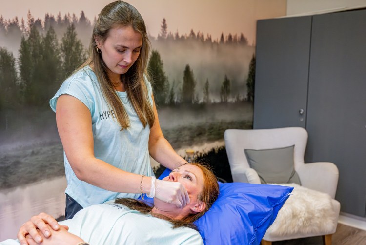 Jaw and facial muscle treatment Levi